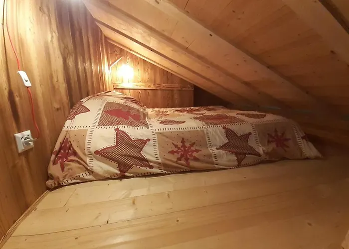 Esprit Myrtille Balcon Vue Жерарме